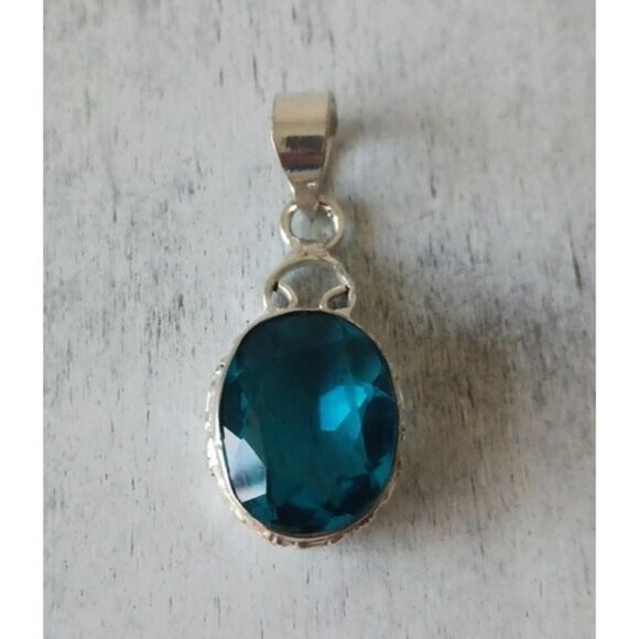 Sterling Silver Pendant Faceted Fx Blue Topaz Quartz Glass - Picture 5 of 13